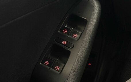 Volkswagen Jetta VII, 2011 год, 830 000 рублей, 16 фотография
