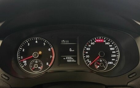 Volkswagen Jetta VII, 2011 год, 830 000 рублей, 10 фотография