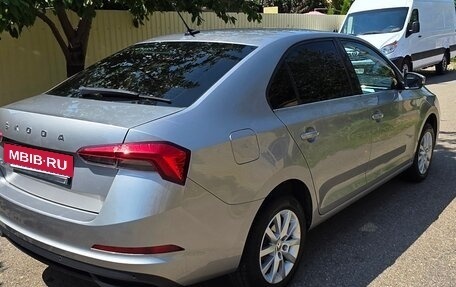 Skoda Rapid II, 2021 год, 1 800 000 рублей, 2 фотография