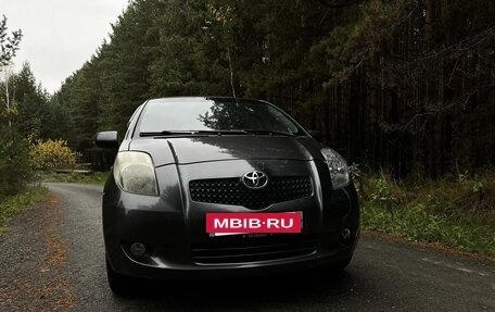 Toyota Yaris III, 2008 год, 500 000 рублей, 2 фотография