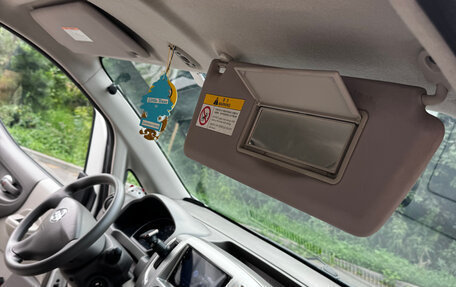Nissan NV200, 2017 год, 2 250 000 рублей, 14 фотография