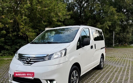 Nissan NV200, 2017 год, 2 250 000 рублей, 2 фотография