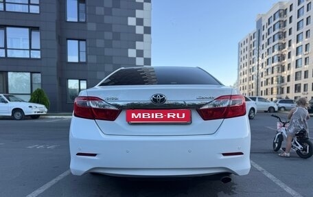 Toyota Camry, 2014 год, 1 700 000 рублей, 4 фотография