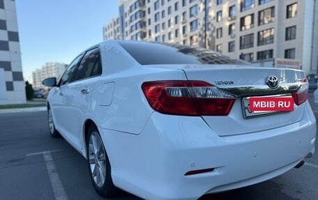 Toyota Camry, 2014 год, 1 700 000 рублей, 6 фотография