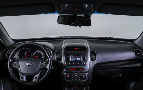 KIA Sorento II рестайлинг, 2017 год, 1 790 000 рублей, 14 фотография