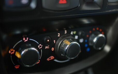 Renault Duster I рестайлинг, 2014 год, 1 069 000 рублей, 15 фотография