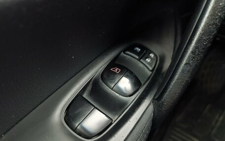 Nissan Qashqai, 2015 год, 1 390 000 рублей, 10 фотография