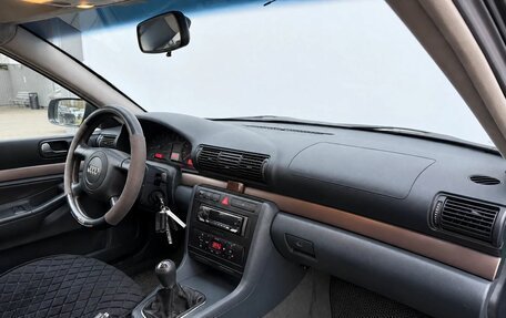 Audi A4, 2000 год, 330 000 рублей, 10 фотография