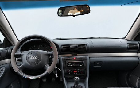 Audi A4, 2000 год, 330 000 рублей, 14 фотография