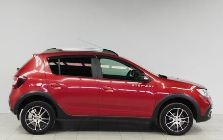 Renault Sandero II рестайлинг, 2018 год, 920 000 рублей, 4 фотография