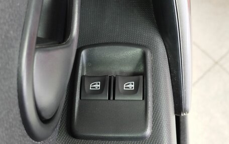 Renault Sandero II рестайлинг, 2018 год, 920 000 рублей, 22 фотография