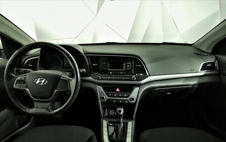 Hyundai Elantra VI, 2017 год, 1 345 000 рублей, 13 фотография