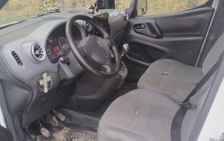 Peugeot Partner II рестайлинг 2, 2013 год, 850 000 рублей, 14 фотография