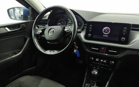 Skoda Rapid II, 2021 год, 1 399 000 рублей, 12 фотография