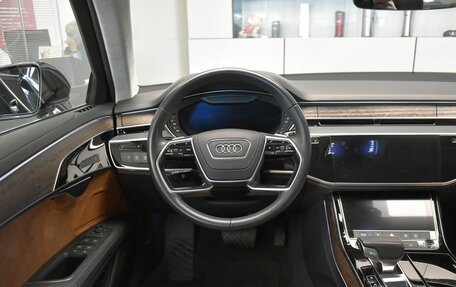 Audi A8, 2018 год, 5 490 000 рублей, 8 фотография