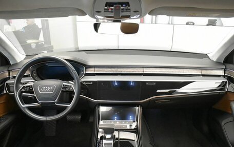 Audi A8, 2018 год, 5 490 000 рублей, 9 фотография