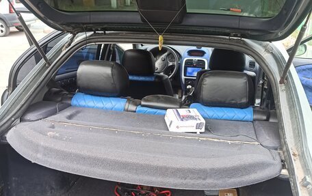 Mitsubishi Carisma I, 2000 год, 170 000 рублей, 22 фотография