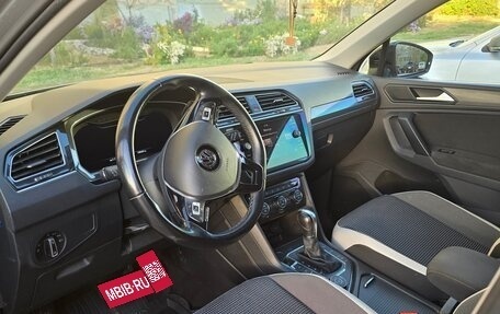 Volkswagen Tiguan II, 2018 год, 2 500 000 рублей, 10 фотография