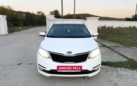 KIA Rio III рестайлинг, 2015 год, 970 000 рублей, 10 фотография