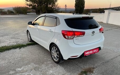 KIA Rio III рестайлинг, 2015 год, 970 000 рублей, 13 фотография