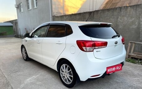 KIA Rio III рестайлинг, 2015 год, 970 000 рублей, 22 фотография
