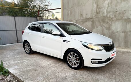 KIA Rio III рестайлинг, 2015 год, 970 000 рублей, 23 фотография