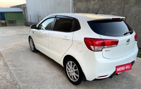 KIA Rio III рестайлинг, 2015 год, 970 000 рублей, 31 фотография