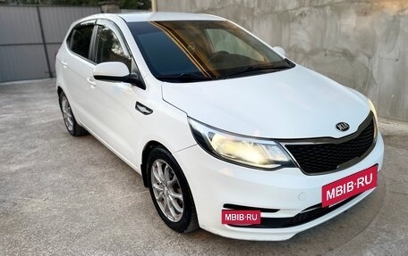 KIA Rio III рестайлинг, 2015 год, 970 000 рублей, 33 фотография