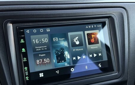 Skoda Rapid I, 2014 год, 999 000 рублей, 18 фотография