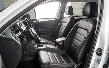 Volkswagen Tiguan II, 2017 год, 2 226 000 рублей, 10 фотография