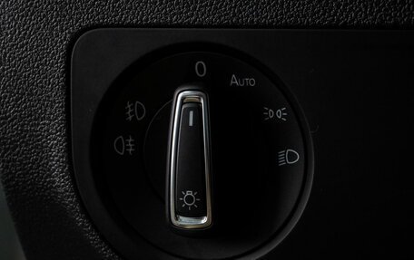 Volkswagen Tiguan II, 2017 год, 2 226 000 рублей, 16 фотография