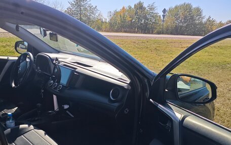 Toyota RAV4, 2014 год, 1 800 000 рублей, 8 фотография