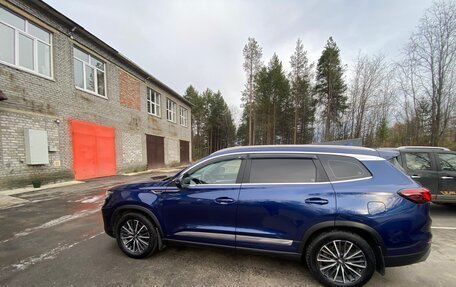 Chery Tiggo 8 Pro, 2021 год, 1 850 000 рублей, 10 фотография