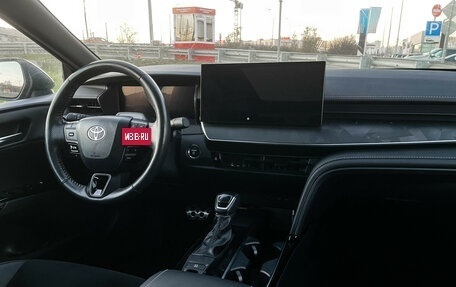 Toyota Camry, 2025 год, 3 765 000 рублей, 9 фотография