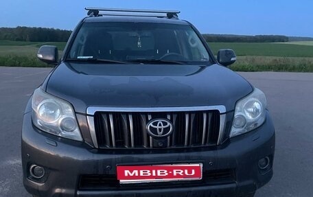 Toyota Land Cruiser Prado 150 рестайлинг, 2010 год, 2 100 000 рублей, 1 фотография