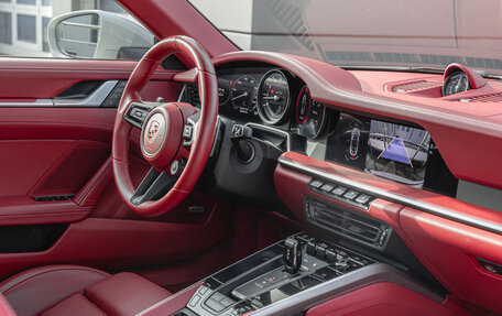 Porsche 911, 2022 год, 18 200 000 рублей, 7 фотография