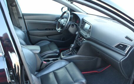 Hyundai Elantra VI, 2017 год, 1 386 000 рублей, 12 фотография