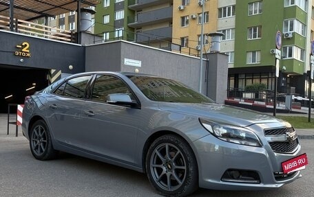 Chevrolet Malibu VIII, 2012 год, 870 000 рублей, 2 фотография