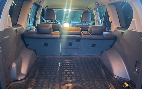 Toyota Land Cruiser Prado 150 рестайлинг, 2010 год, 2 100 000 рублей, 7 фотография
