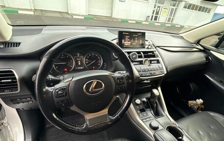 Lexus NX I, 2017 год, 2 730 000 рублей, 6 фотография