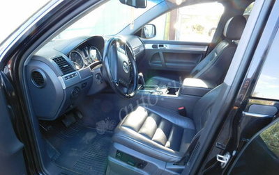 Volkswagen Touareg III, 2005 год, 650 000 рублей, 1 фотография