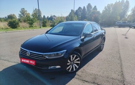 Volkswagen Passat B8 рестайлинг, 2019 год, 2 000 000 рублей, 10 фотография