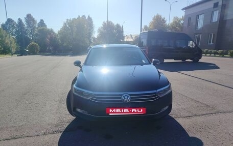Volkswagen Passat B8 рестайлинг, 2019 год, 2 000 000 рублей, 3 фотография