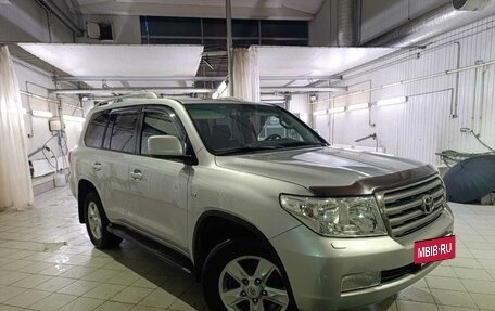 Toyota Land Cruiser 200, 2011 год, 3 300 000 рублей, 2 фотография