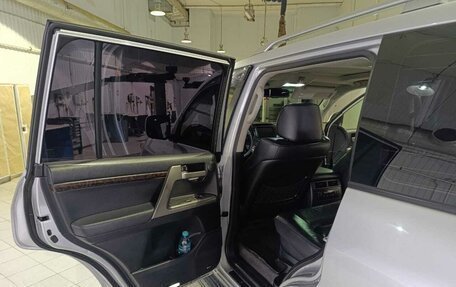 Toyota Land Cruiser 200, 2011 год, 3 300 000 рублей, 12 фотография