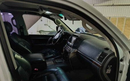 Toyota Land Cruiser 200, 2011 год, 3 300 000 рублей, 16 фотография