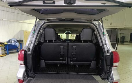Toyota Land Cruiser 200, 2011 год, 3 300 000 рублей, 15 фотография