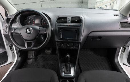 Volkswagen Polo VI (EU Market), 2016 год, 998 000 рублей, 12 фотография