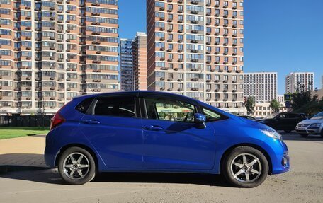 Honda Fit III, 2018 год, 1 300 000 рублей, 5 фотография