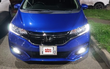 Honda Fit III, 2018 год, 1 300 000 рублей, 16 фотография